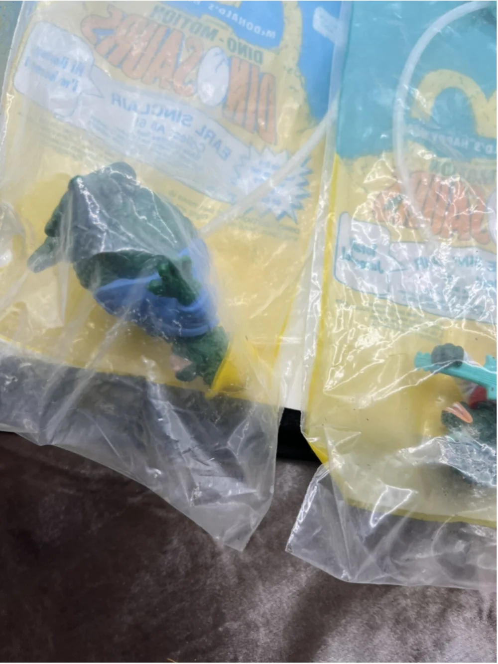 McDONALD’S HAPPY MEAL TOY – 2 DINOSAURS - MIP EARL &ROBBIE SNICLAIR 1992 VTG